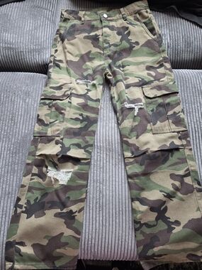 Men's Camouflage Cargo Pants - Green Camo